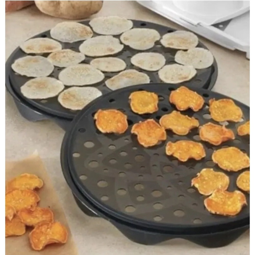 The Pampered Chef Microwave Chip Maker 1241 Veggies No Oil Cooking Healthy 2 pc‎